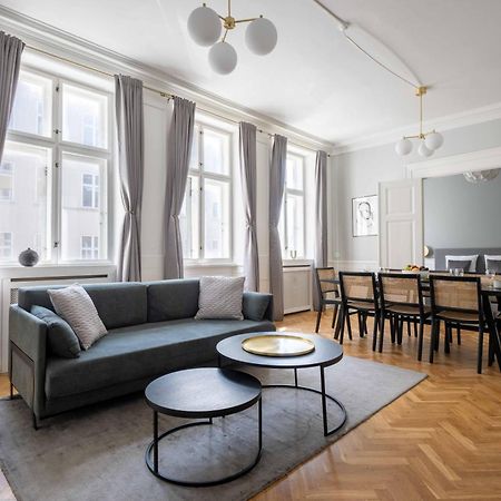 Lavish 4Br Apartment In The Heart Of Cph By The Canals كوبنهاجن المظهر الخارجي الصورة