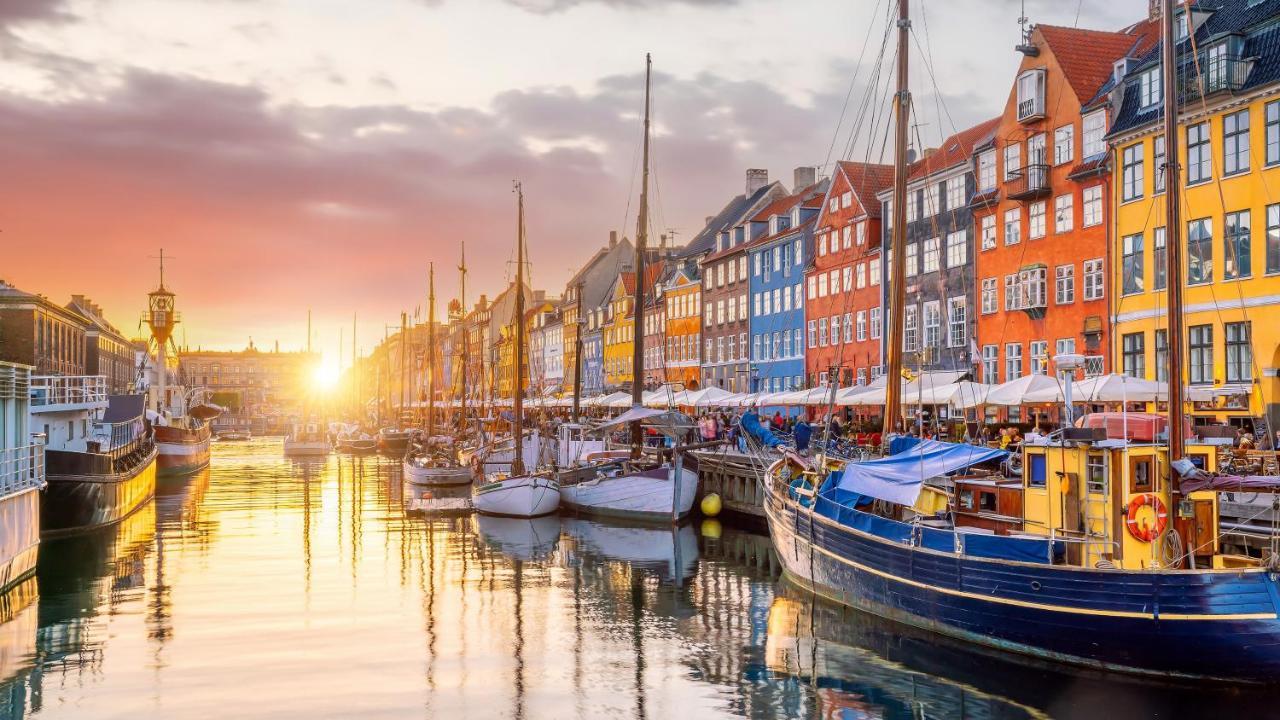 Lavish 4Br Apartment In The Heart Of Cph By The Canals كوبنهاجن المظهر الخارجي الصورة