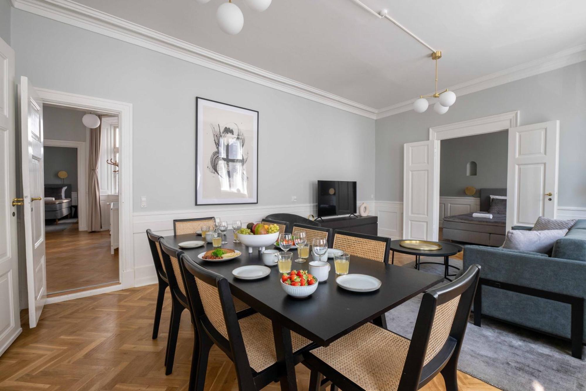 Lavish 4Br Apartment In The Heart Of Cph By The Canals كوبنهاجن المظهر الخارجي الصورة